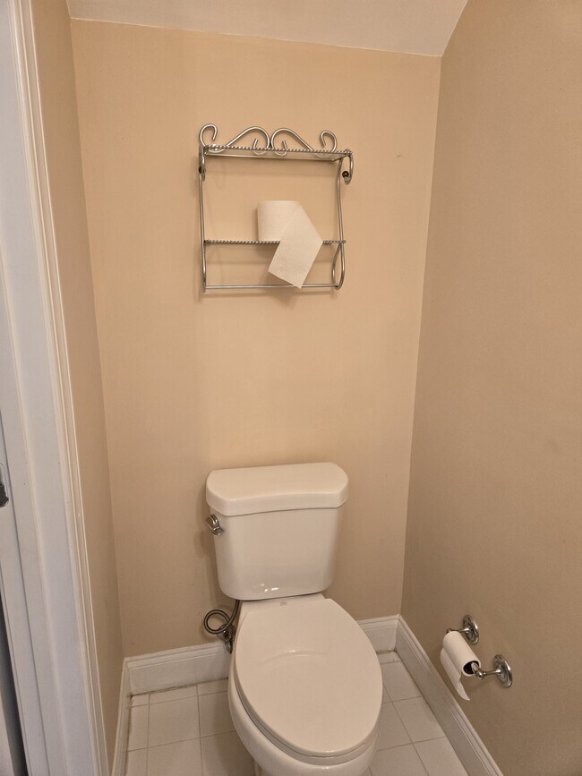 Building Photo - 5003 Double Fox Rd