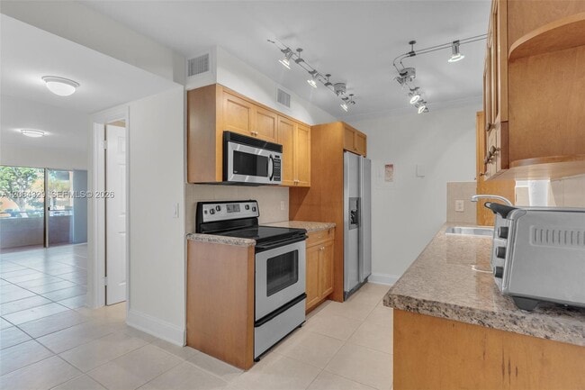 Building Photo - 7745 SW 86th St