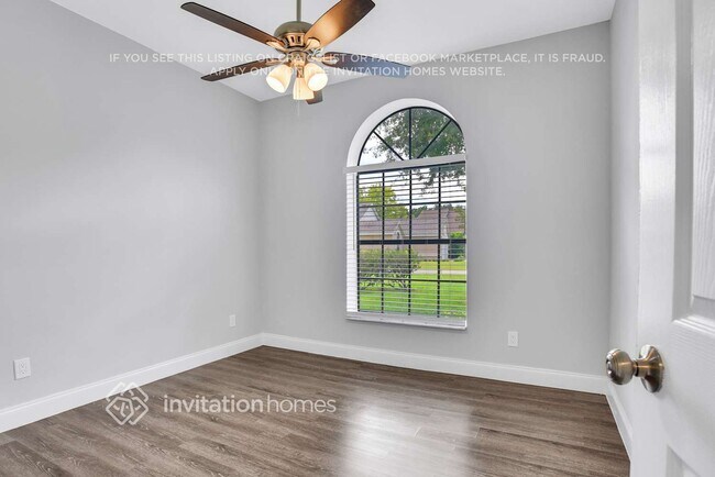 Building Photo - 1042 Covington St