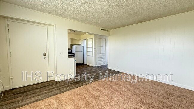 Building Photo - 1211 George Washington Way