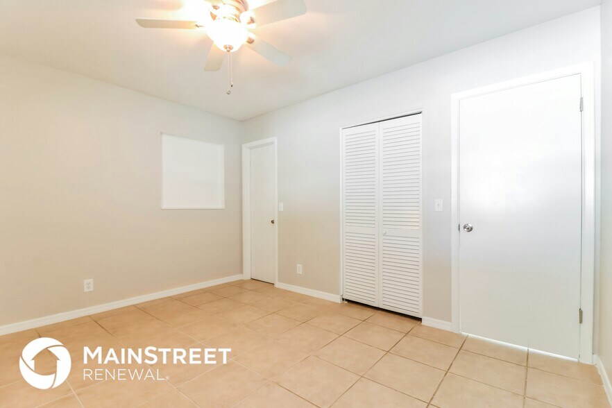 Building Photo - 6609 S Mascotte St