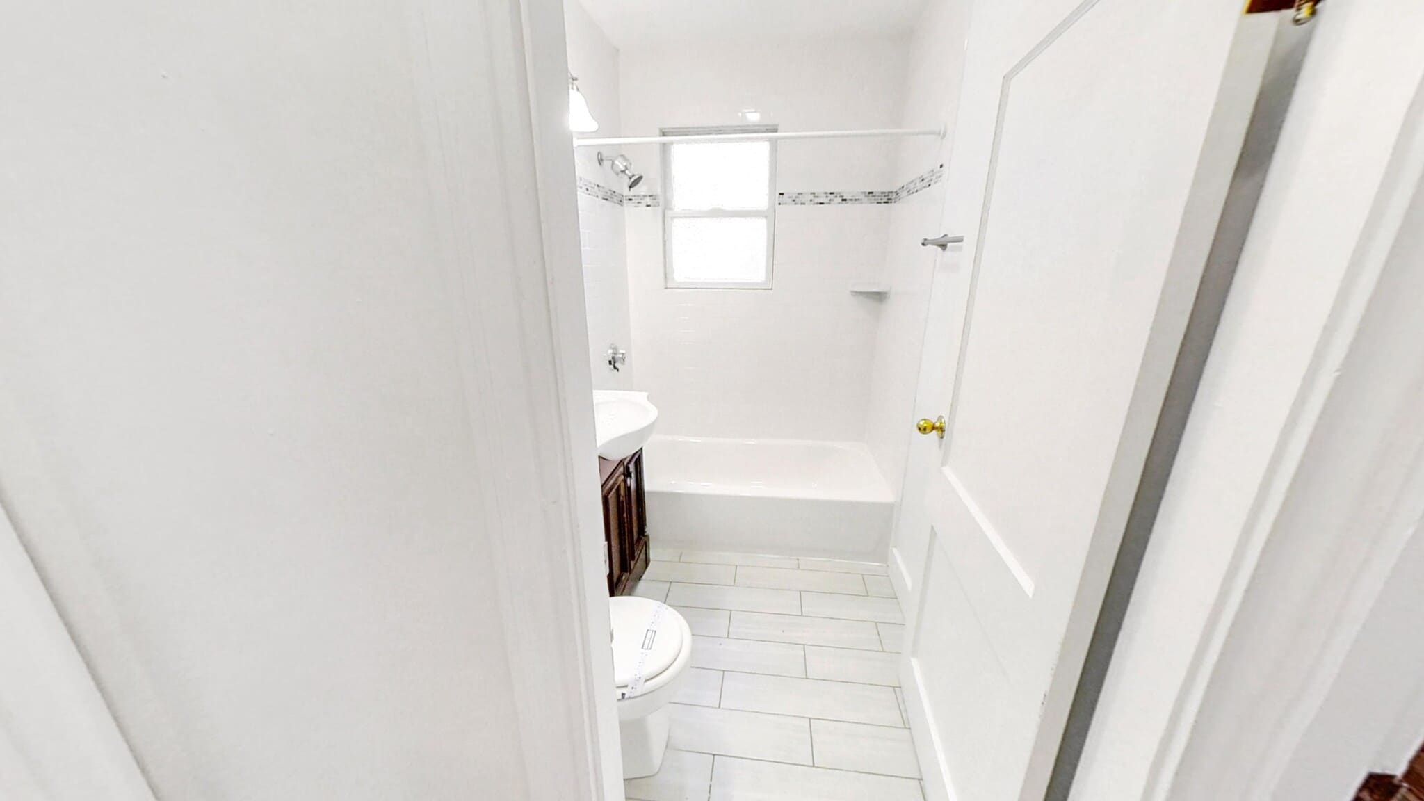 Building Photo - 242 Parker Hill Ave