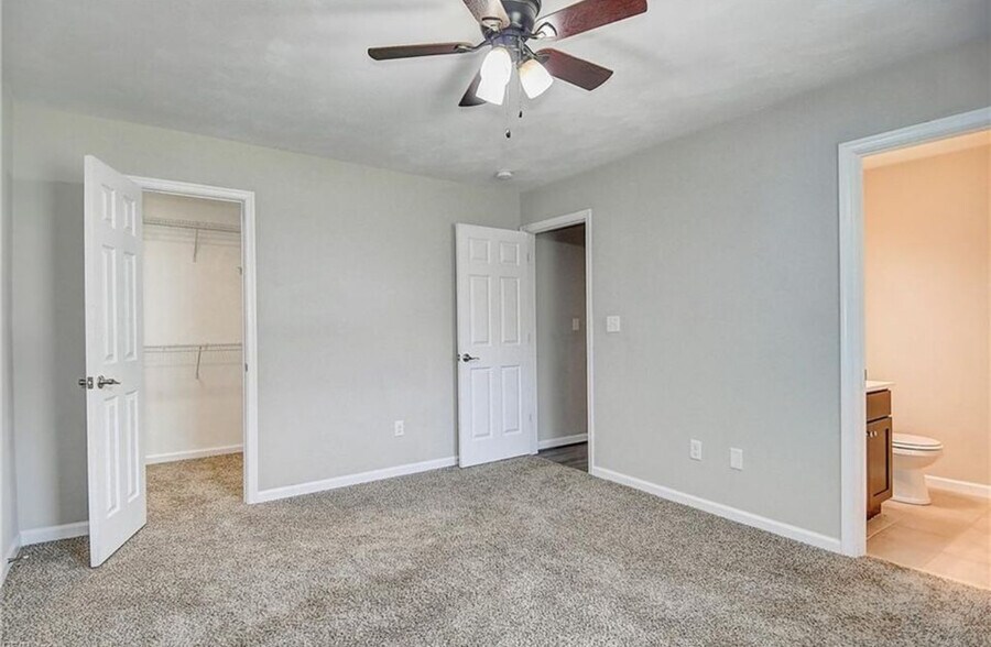 Building Photo - 1106 Eaglewood Dr