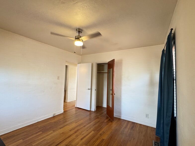 Building Photo - 2113 Madeira Dr NE