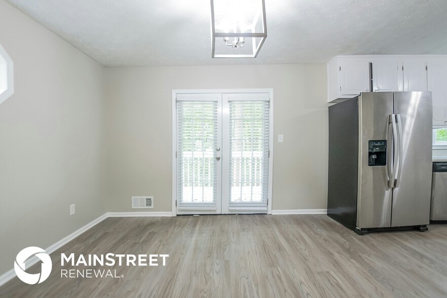 Building Photo - 141 Dogwood Ct