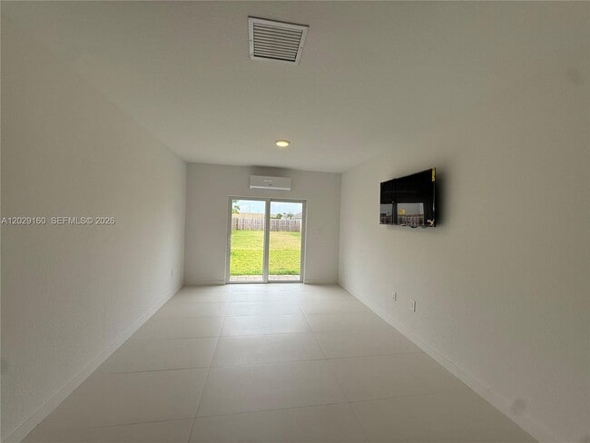 Building Photo - 13347 SW 274th St