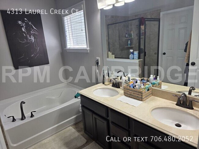 Building Photo - 4313 Laurel Creek Ct SE