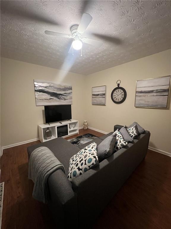 Building Photo - 4030 Hill Station Ct