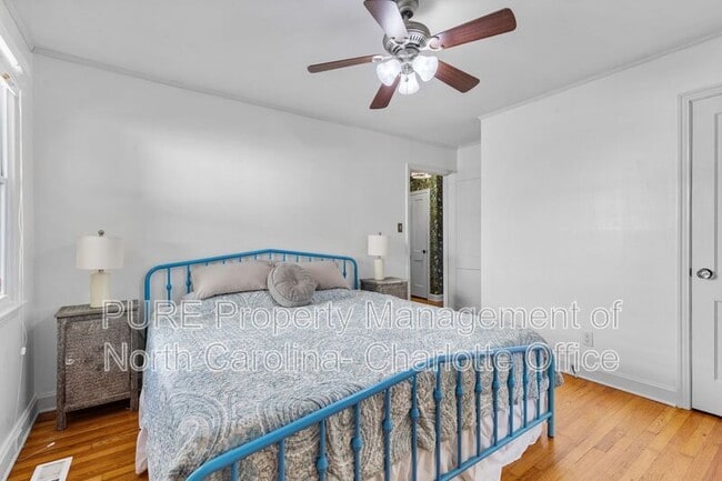 Building Photo - 1638 Academy St