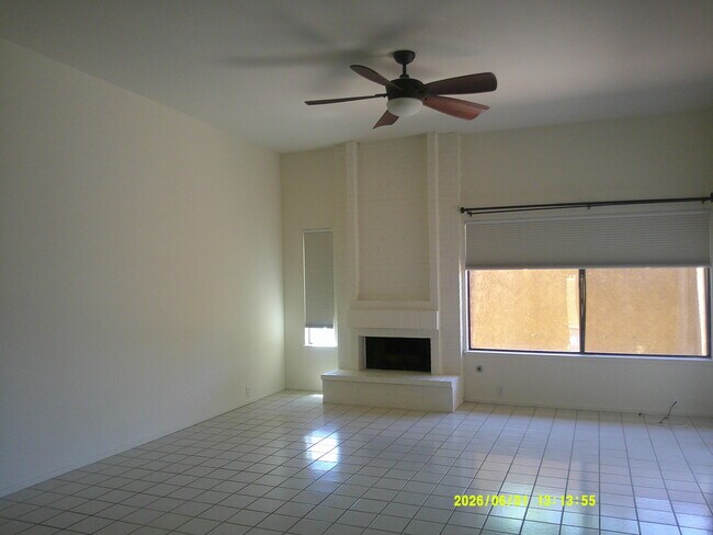 Building Photo - 73407 Foxtail Ln