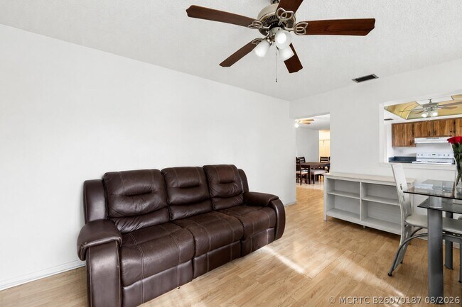 Building Photo - 6254 Blue Baneberry Ln