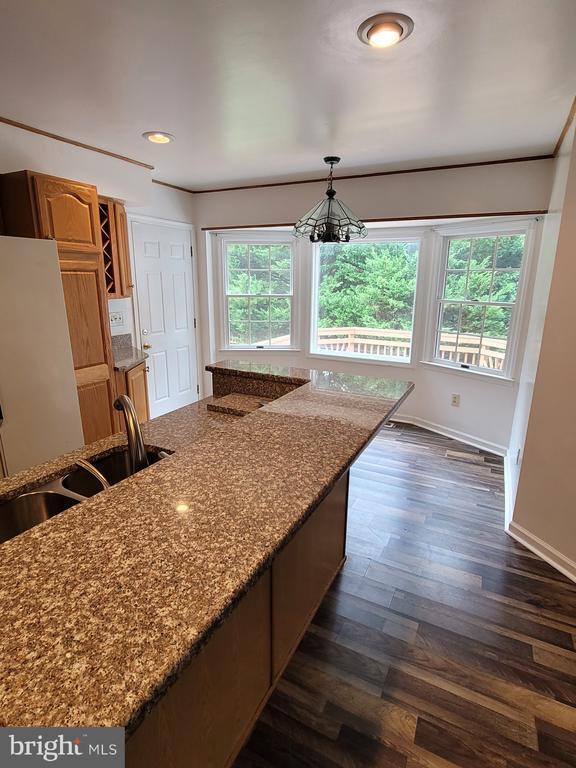 Building Photo - 2435 Pimpernel Dr