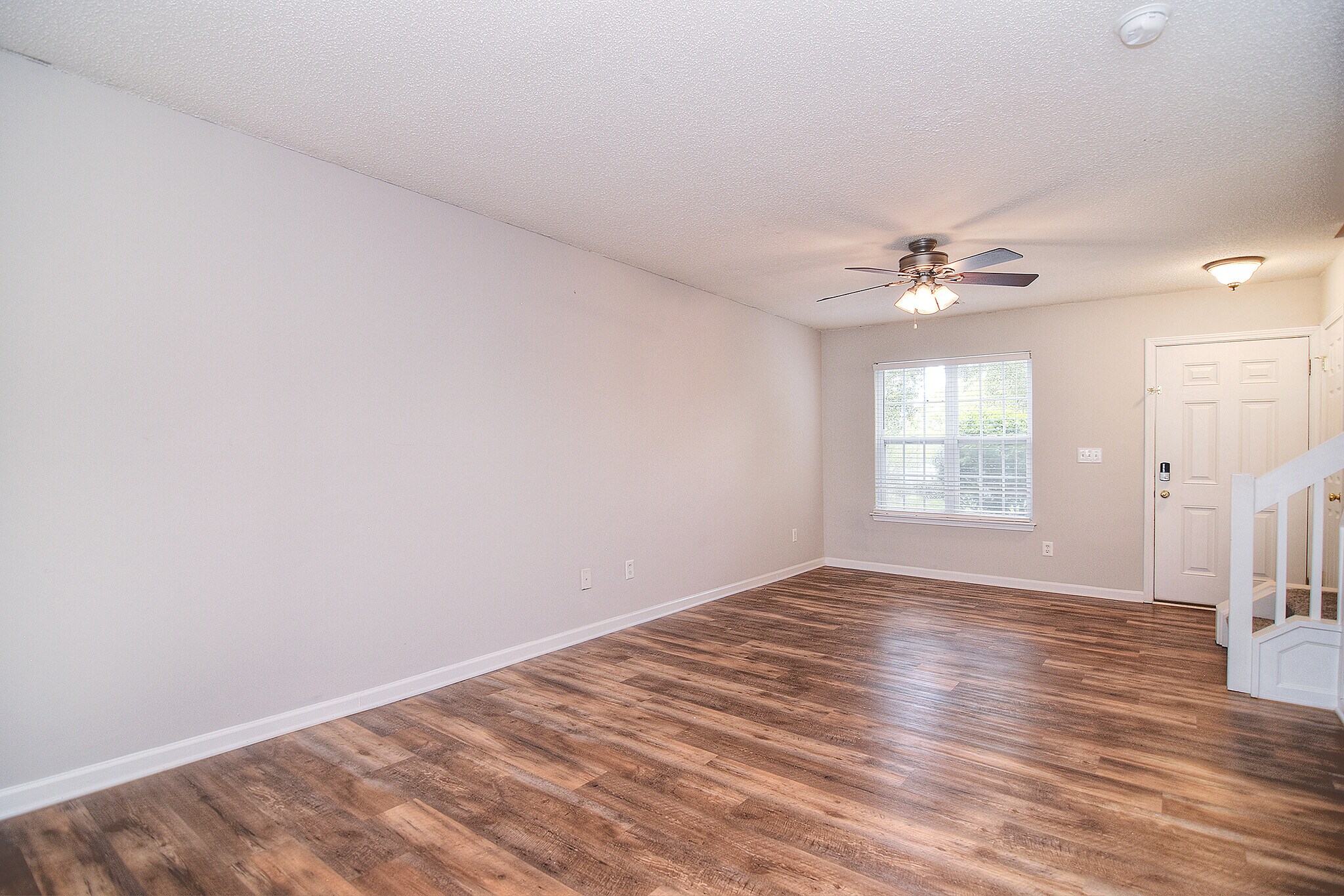 Building Photo - 158 Portestown Way