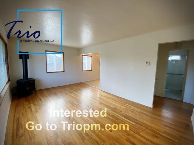 Building Photo - 1440 Wilson St