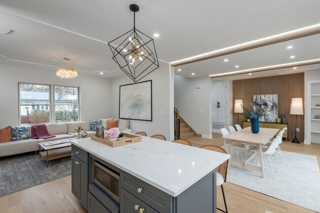 Building Photo - 6 Gordon Rd