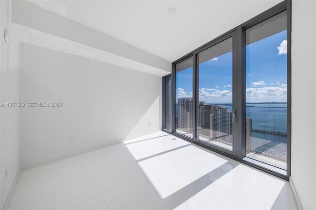 Building Photo - 300 Biscayne Blvd Way