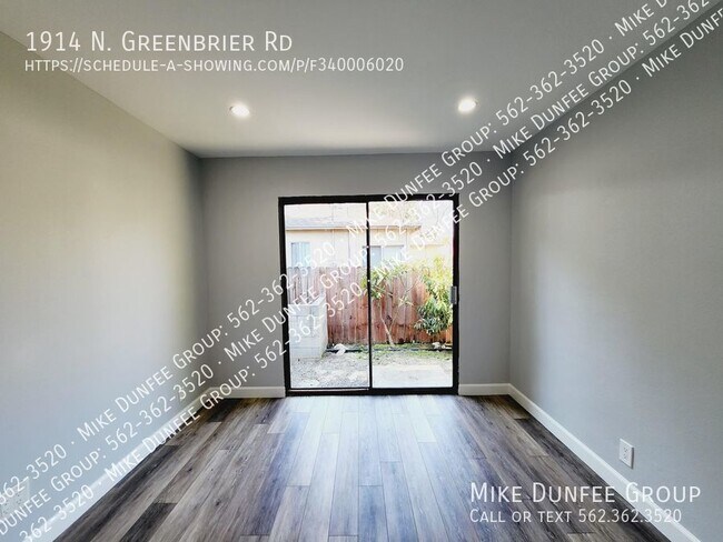 Building Photo - 1914 N Greenbrier Rd