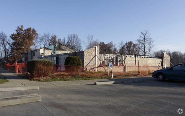 Building Photo - Waterside Estates