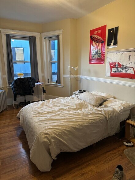 Building Photo - 51 Hemenway St