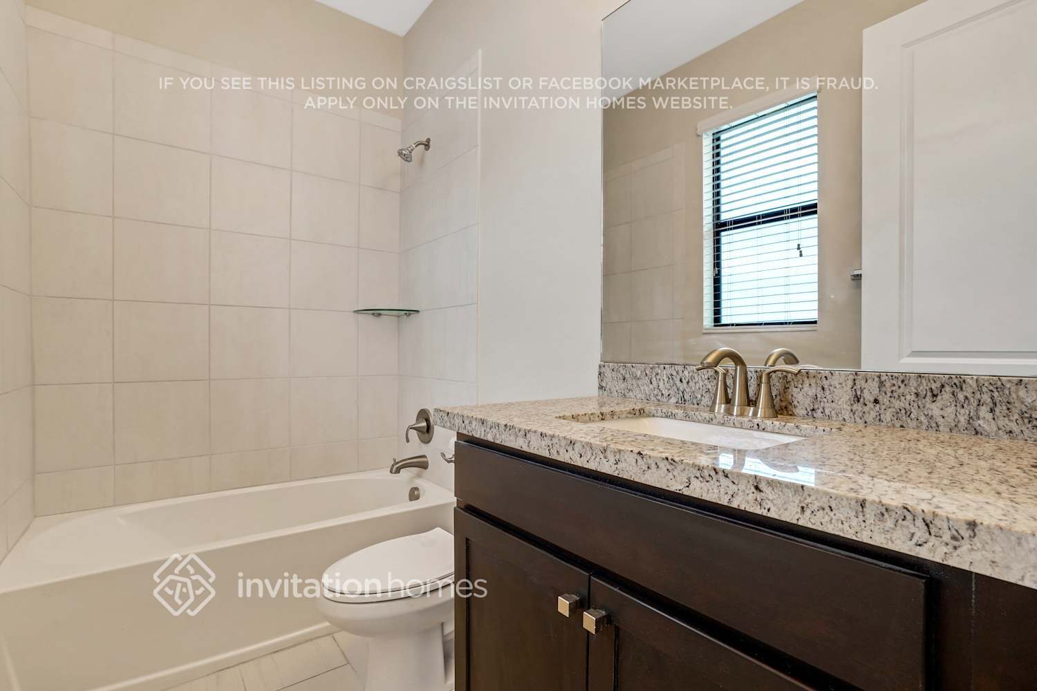 Building Photo - 11705 SW 13th Ct