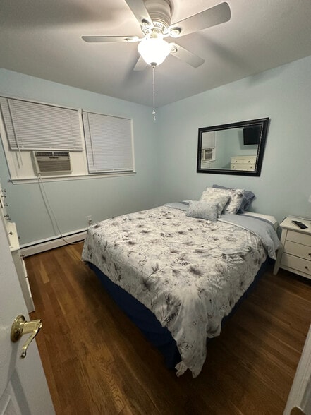 Primary Photo - 2700 Keswick Ct