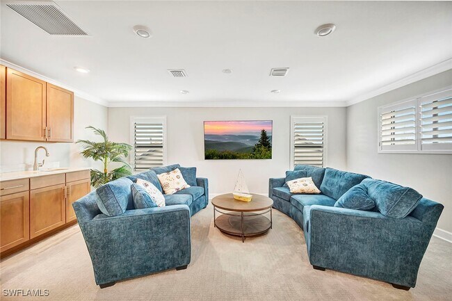 Building Photo - 9574 Everglades Dr