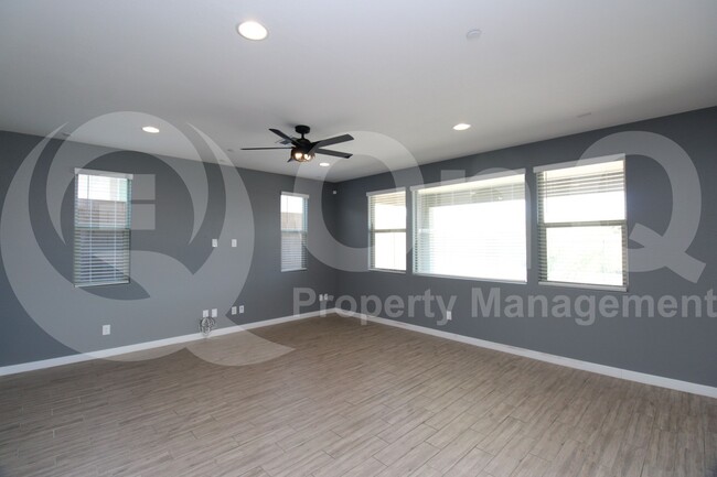 Building Photo - 31925 N 125th Ave