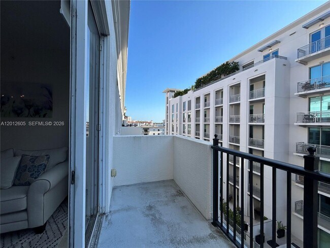 Building Photo - 4100 Salzedo St