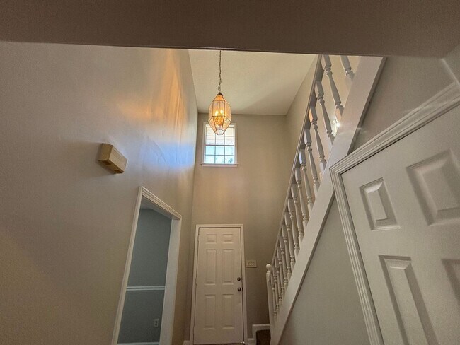 Building Photo - 1231 Beaver Trail Dr