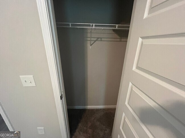 Building Photo - 50 Crabapple Ridge Dr