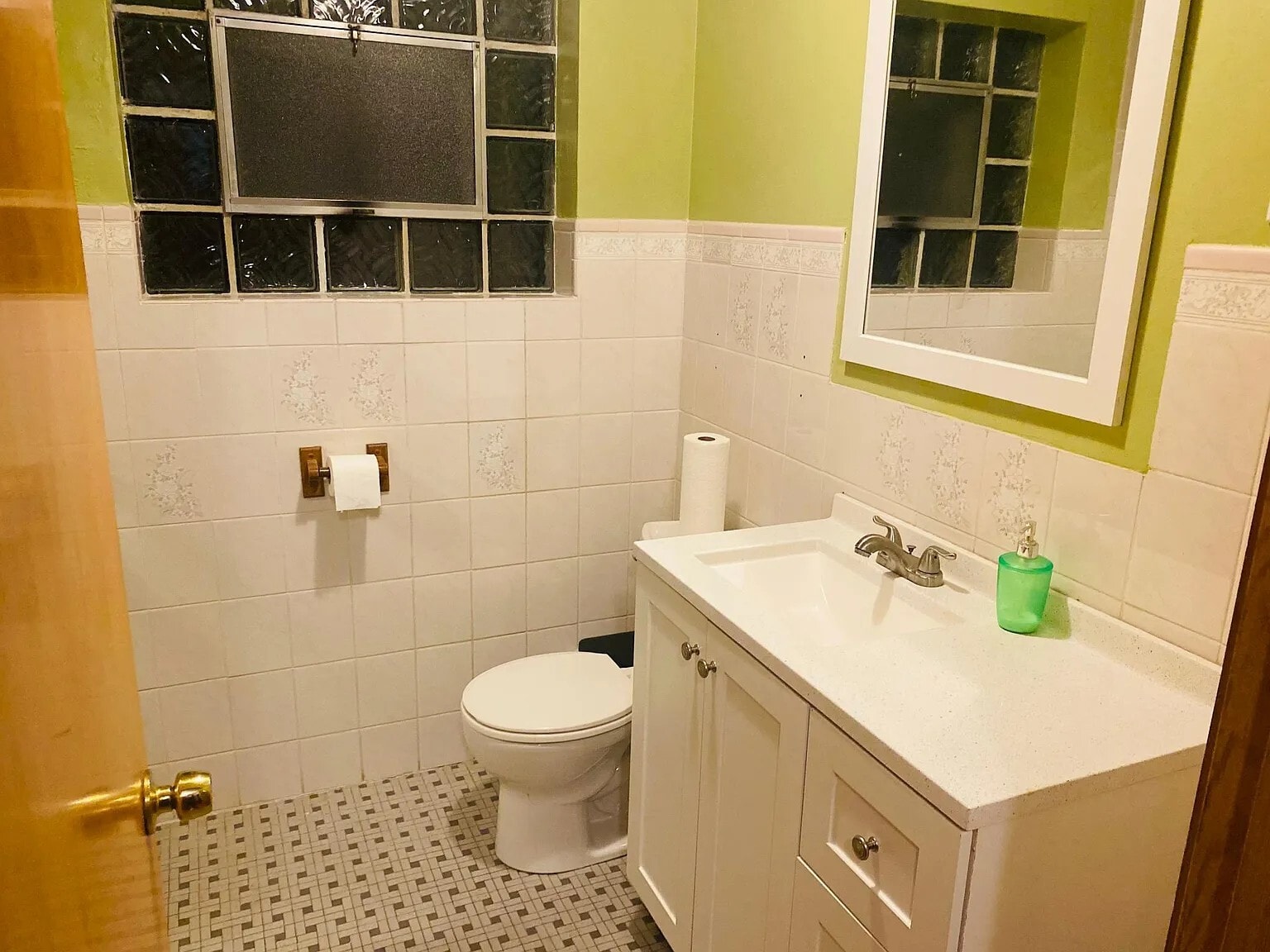 Building Photo - 5530 N Major Ave