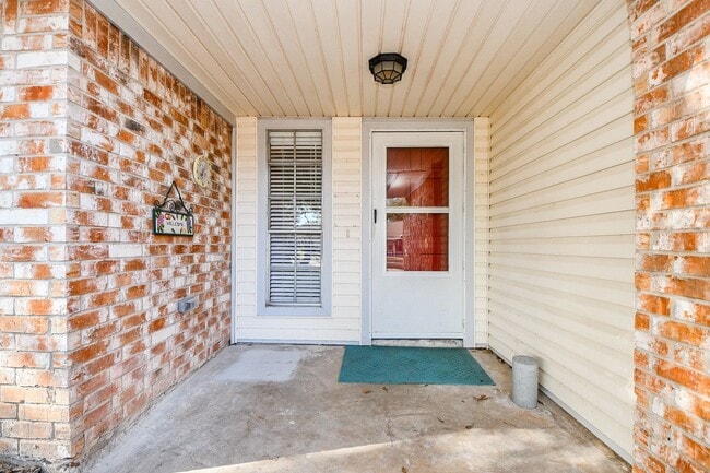 Building Photo - 13730 Shirebrook Dr