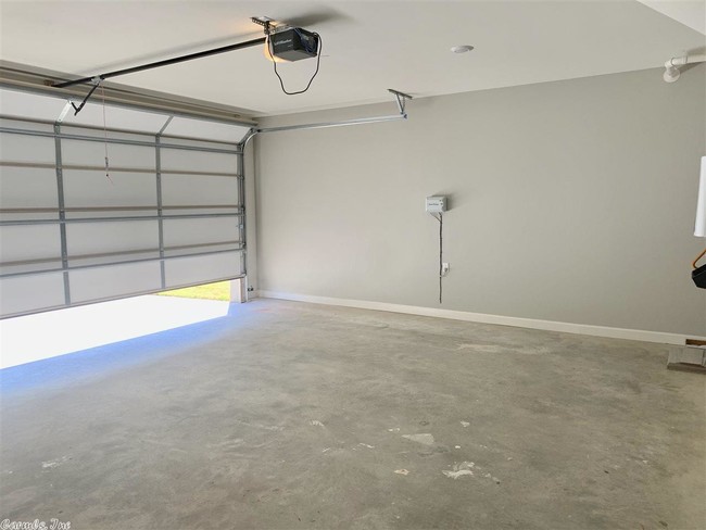 Building Photo - 106 Lamarche Pl