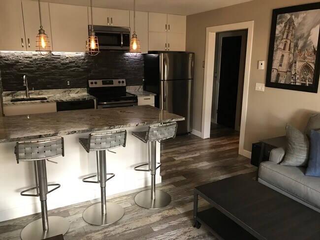 Building Photo - 50 North St.