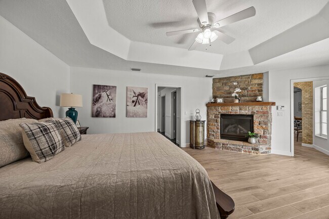 Building Photo - 1782 Clydesdale Ave