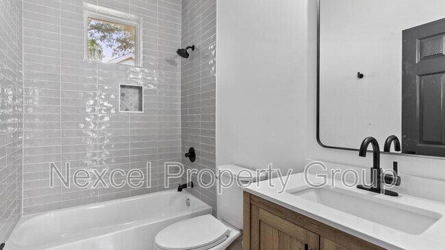 Building Photo - 3602 Carnes Ave