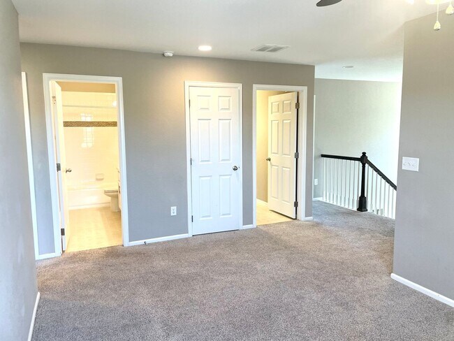Building Photo - Home for rent in the Traditions neighborhood Aurora CO 80018