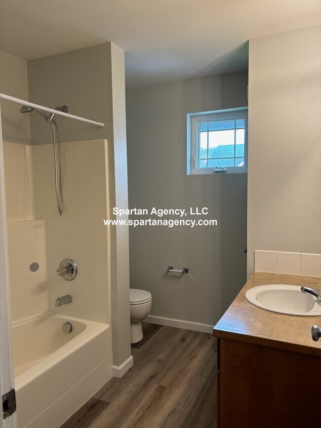 Building Photo - 21514 104th Street Ct E