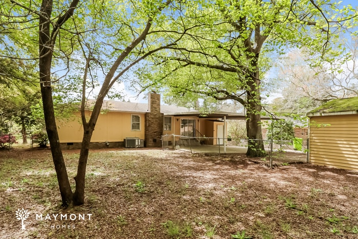 Building Photo - 230 Quail Creek Dr