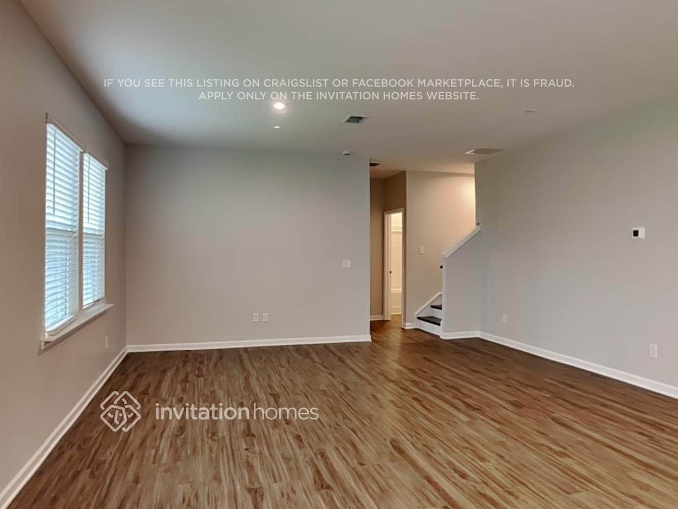 Building Photo - 871 Pebble Blvd