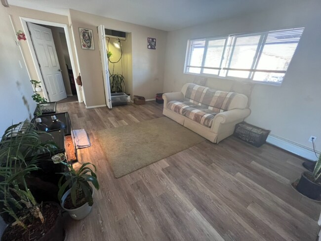 Primary Photo - 7060 Alegre Cir