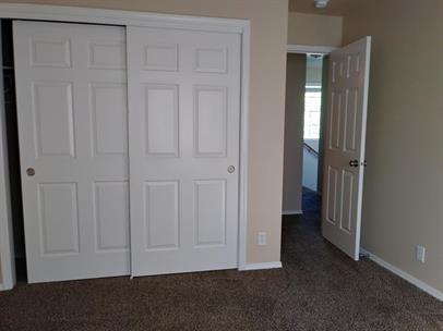 Building Photo - 2202 S Phillippi St