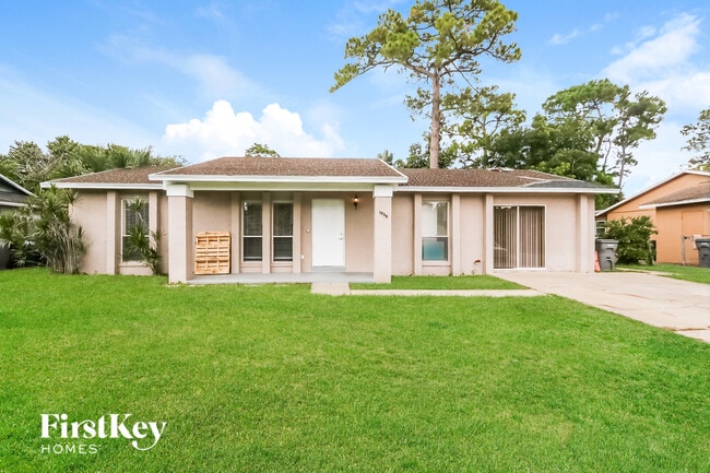 Building Photo - 1035 Cameo Cir