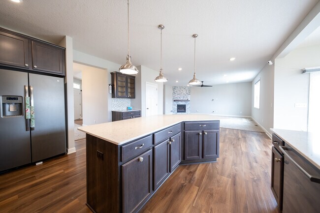 Building Photo - 18196 Goldfinch Wy