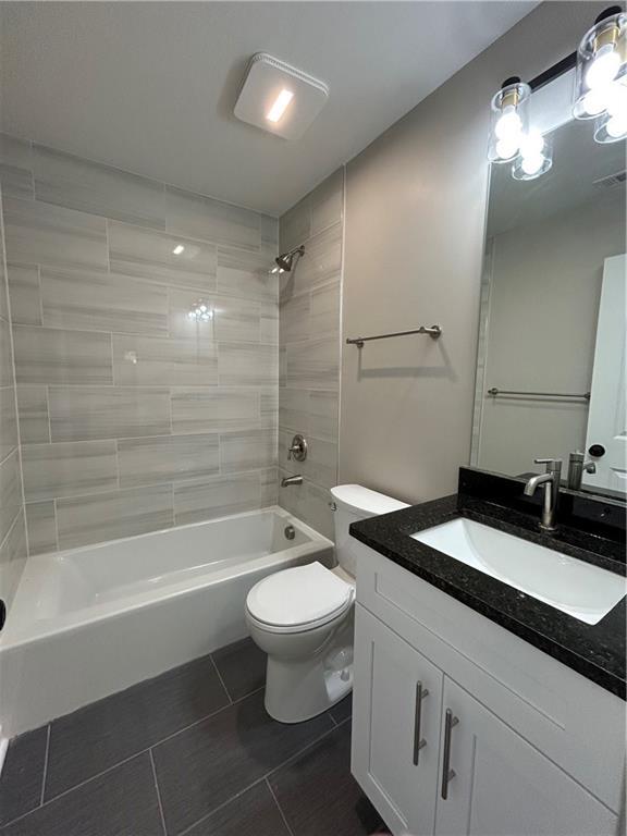 Building Photo - 1226 Beechview Dr SE