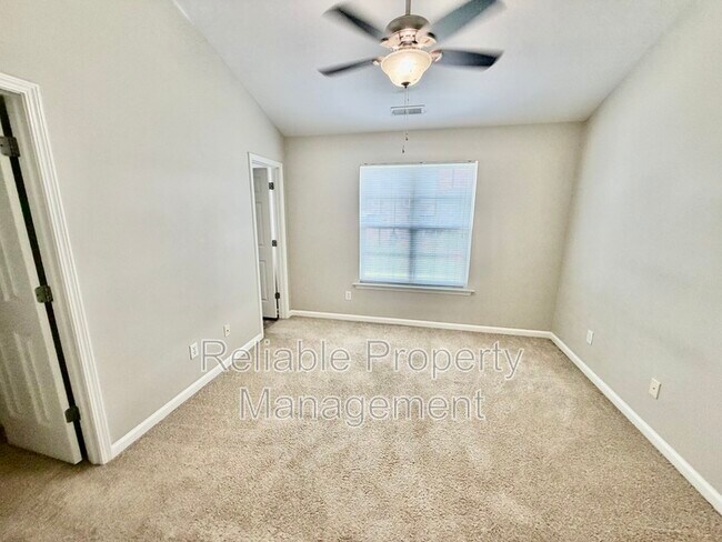 Building Photo - 132 Winslow Ln