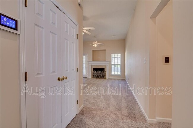 Building Photo - 1904 Long Creek Falls