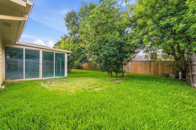 Building Photo - 810 Sunnybrook Ln