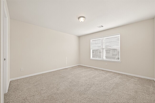 Building Photo - 27922 Western Crk Ct