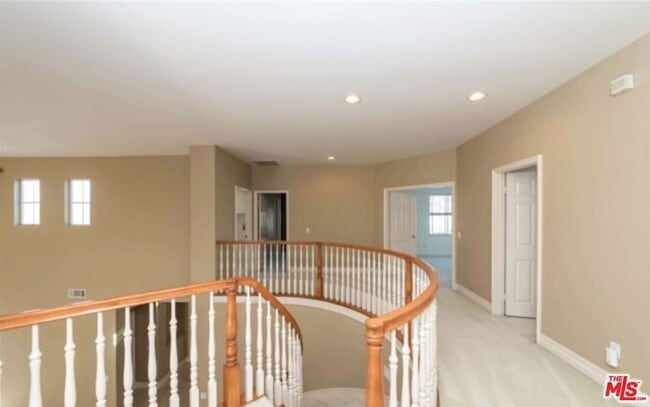 Building Photo - 1841 S Floyd Ct